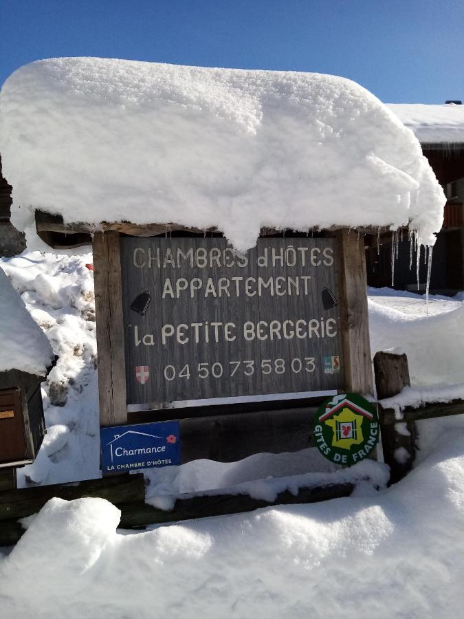 Chambre D'Hote La Petite Bergerie Abondance Exterior foto
