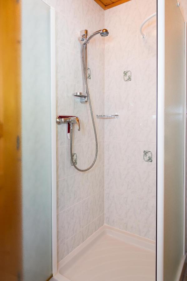 Chambre D'Hote La Petite Bergerie Abondance Exterior foto